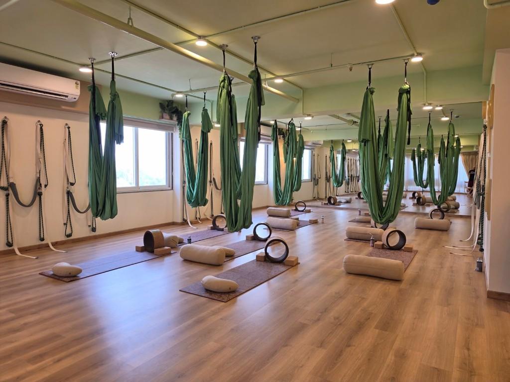 Yogis Academy — aerial hammocks and stations
